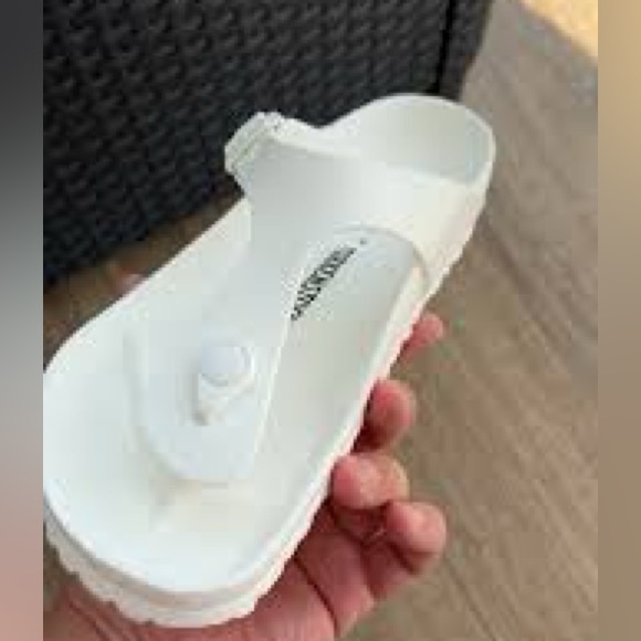Birkenstock women’s Gizeh EVA thong in white size 40 (9.5) - Picture 5 of 17